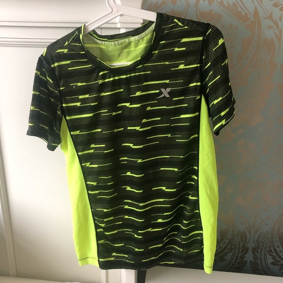 Shirts and short pants bundle sale - Picture 5 of 8